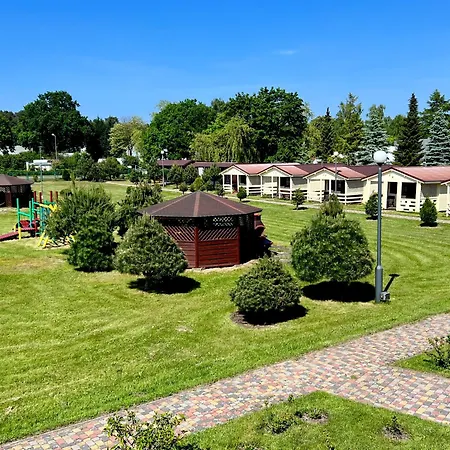 Lazur Wypoczynkowe Lodge Dzwirzyno